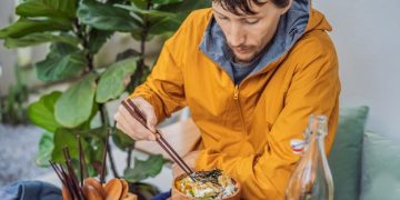 Mindful Eating: 5 Steps to Transform Your Health This Year - Cover Image